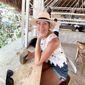 Meet your Posher, Jami
